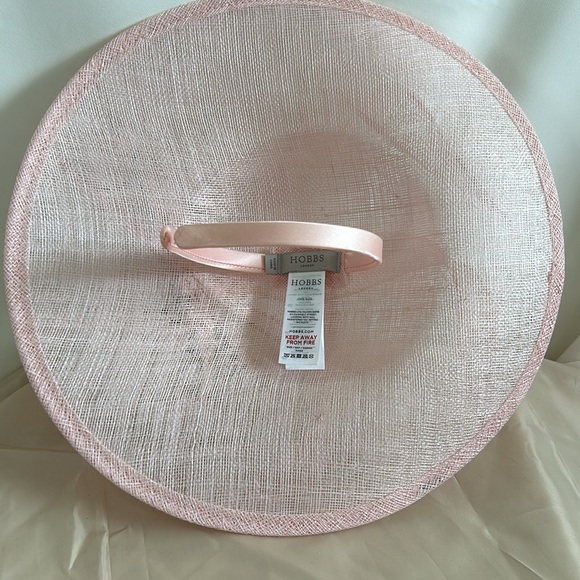 Hobbs London light pink Ottilie Fascinator NWT - Picture 3 of 6